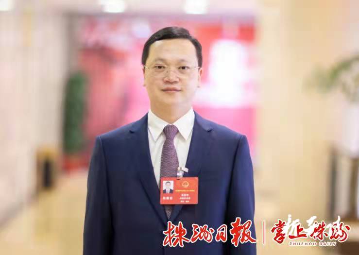 市人大代表、县委副书记、县长夏胜利：努力让老区人民过上幸福美好的生活
