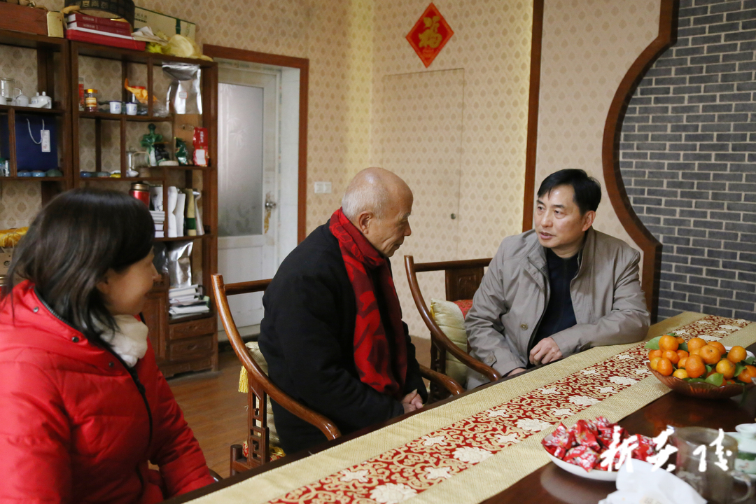 两岸一家亲  年味一样浓