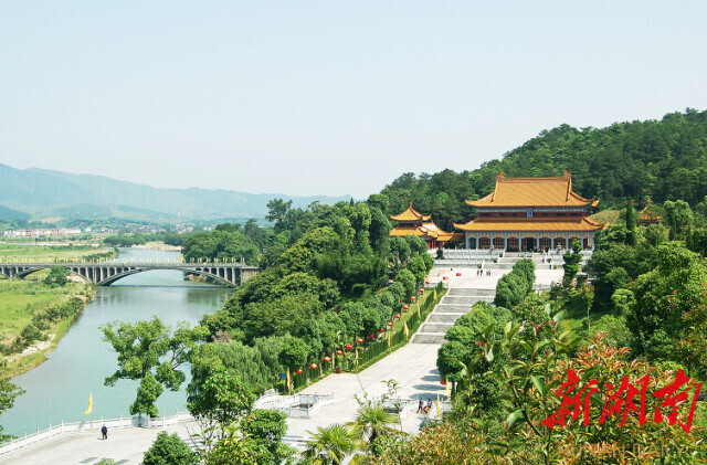 湖南日报市州头条 | 炎陵打响文旅康养品牌 “五一”假期累计接待游客18.3万人次，同比增长4.3%