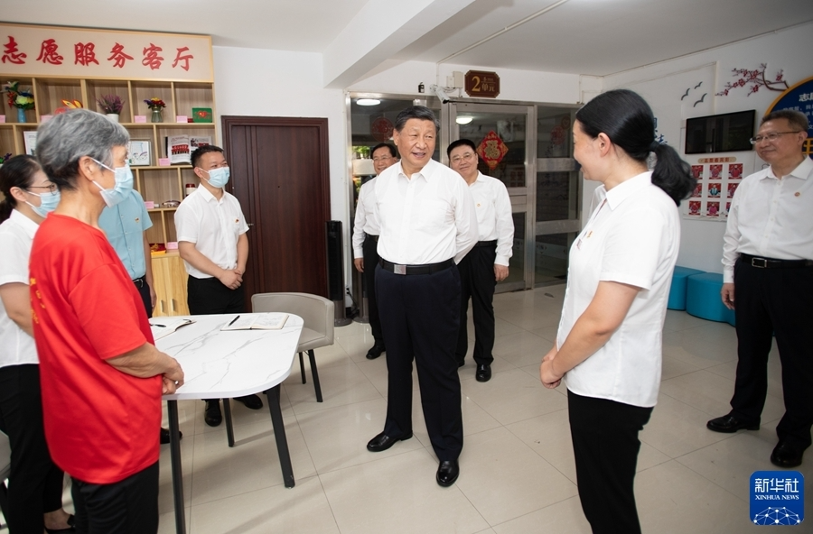 习近平：把科技的命脉牢牢掌握在自己手中