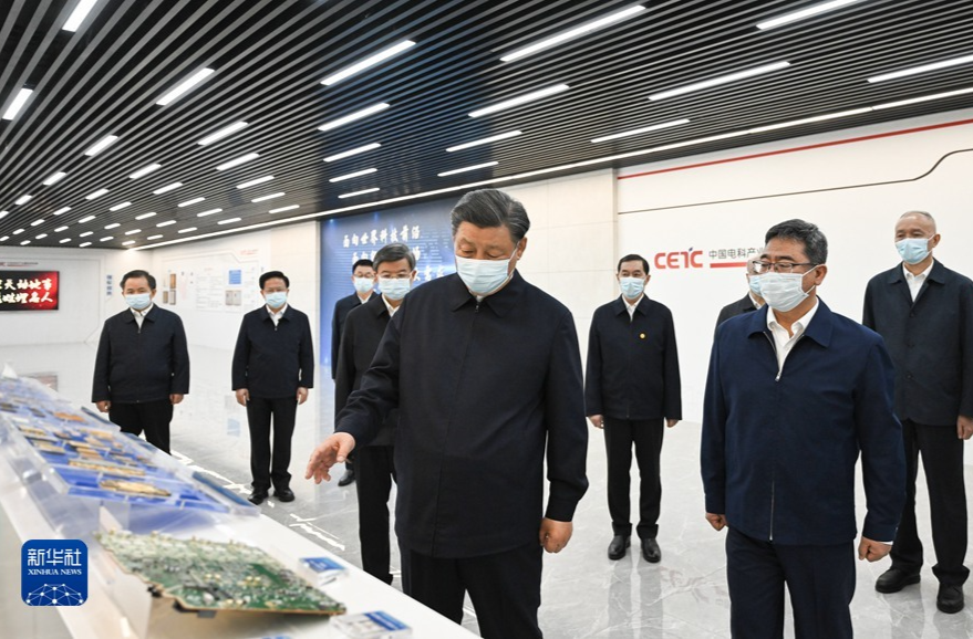 习近平在河北考察并主持召开深入推进京津冀协同发展座谈会