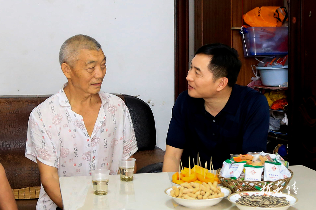 图文丨尹朝晖走访慰问退役军人