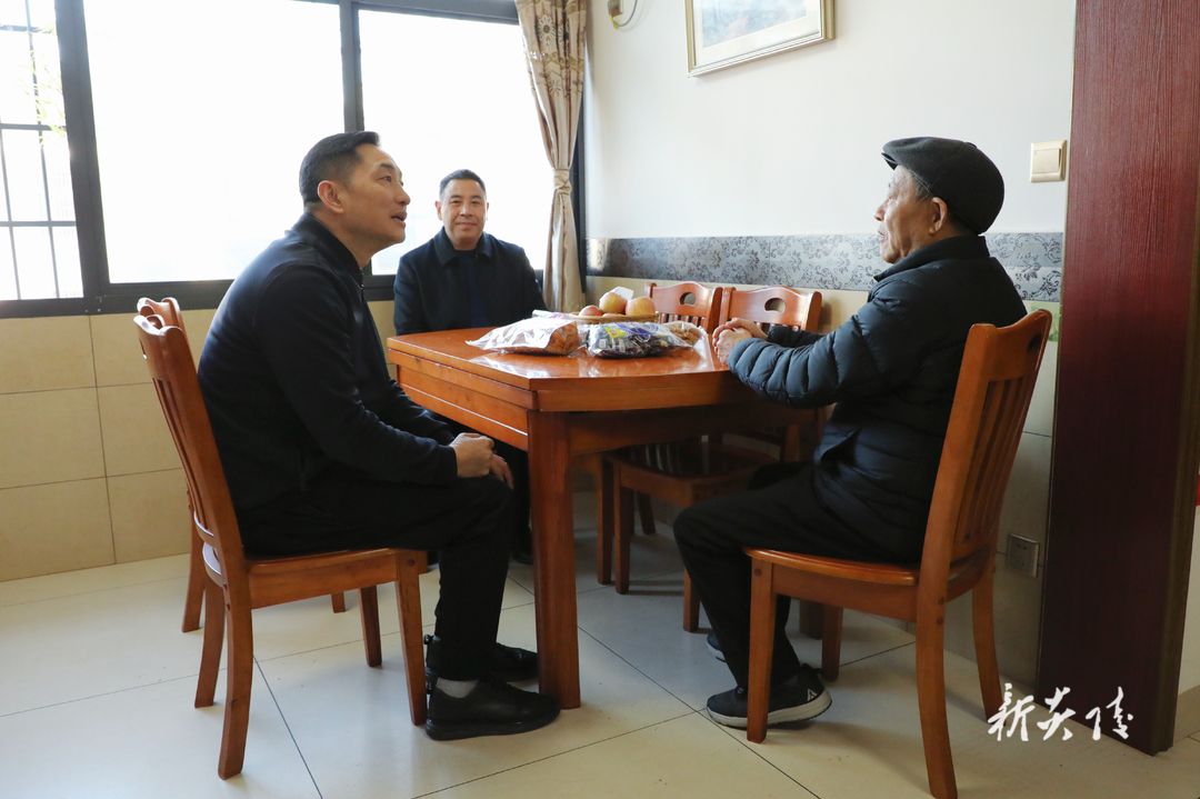 图文丨尹朝晖开展春节走访慰问活动