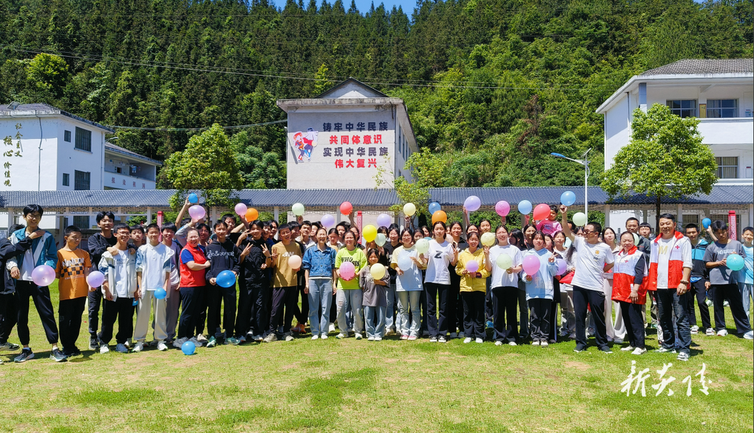 炎陵县红十字会走进中村瑶族民族中学开展安全教育进校园系列活动