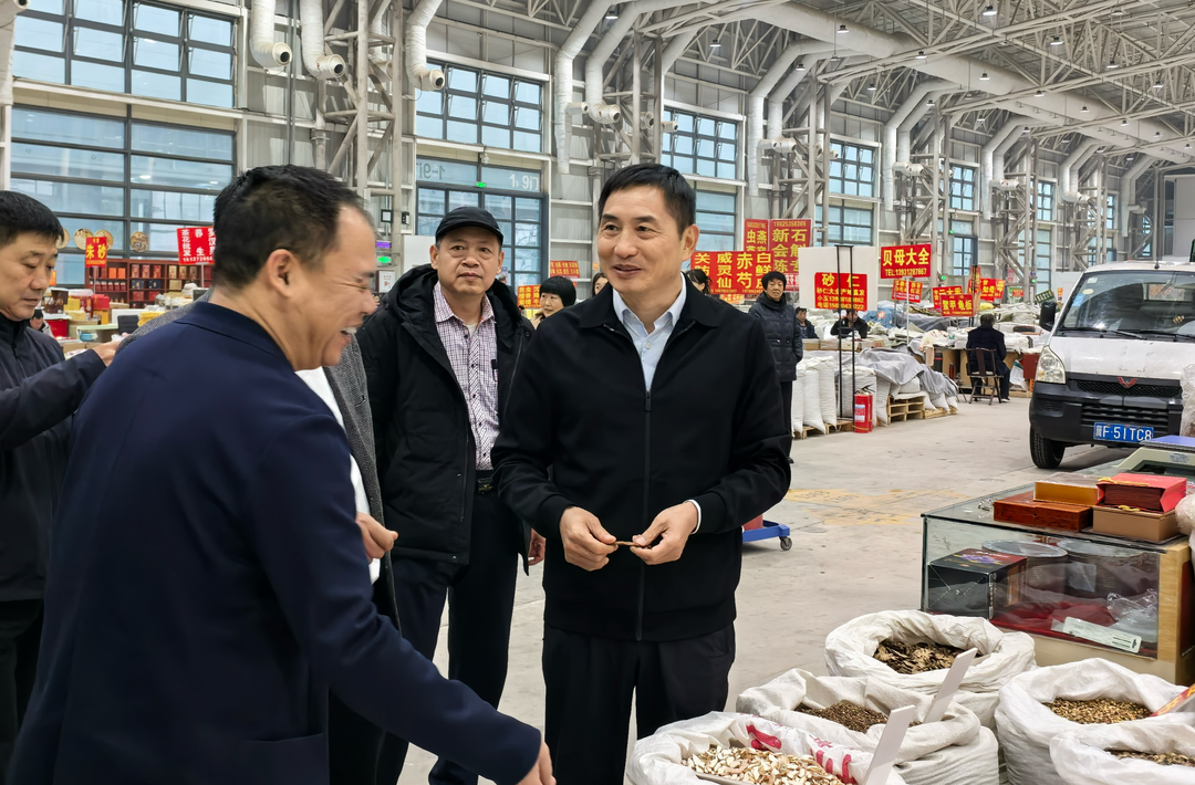 尹朝晖带队到河北考察招商