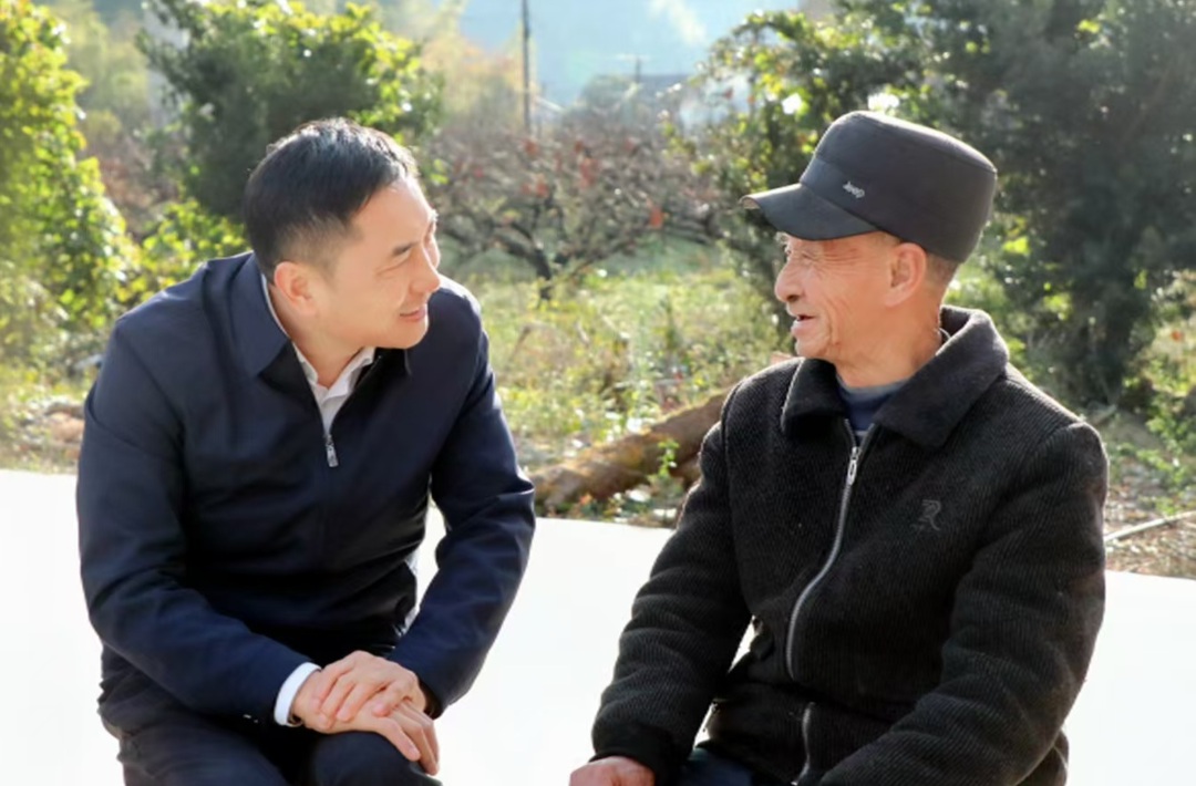 尹朝晖到霞阳镇调研巩固拓展脱贫攻坚成果同乡村振兴有效衔接工作