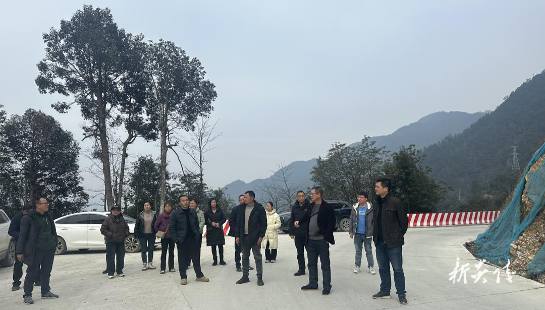 炎陵县中村瑶族乡人大开展民生实事项目视察活动