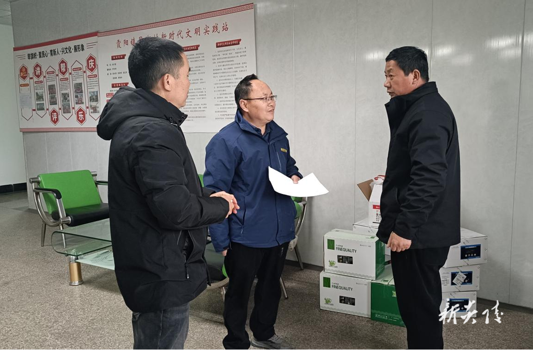 炎陵县霞阳镇：春耕备耕正当时 送资下乡暖人心