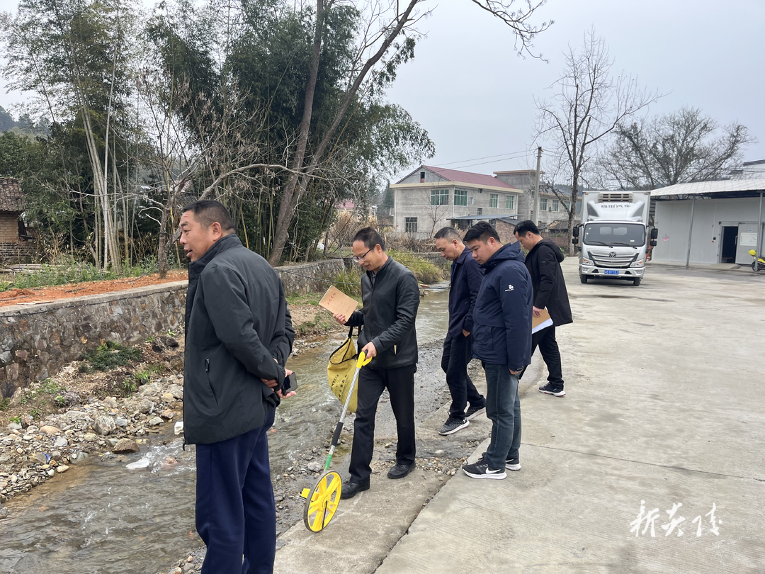 炎陵县霞阳镇圆满完成河堤移民项目验收工作