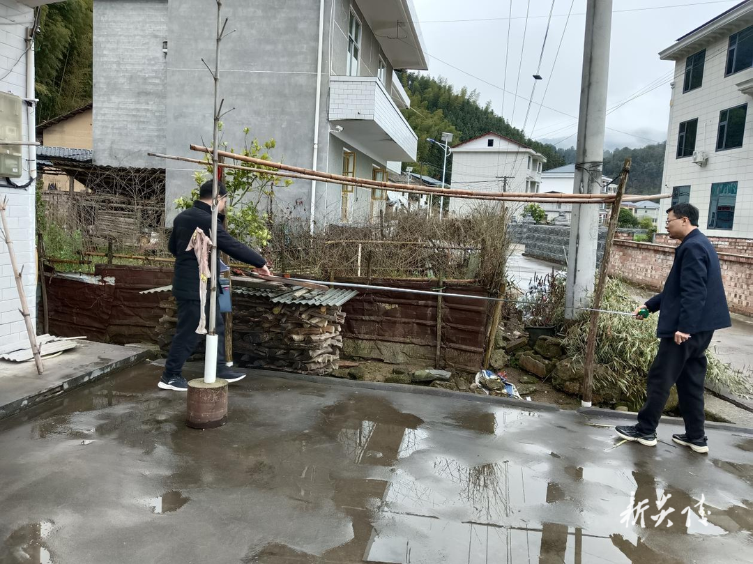 炎陵县垄溪乡：让爱无“碍”