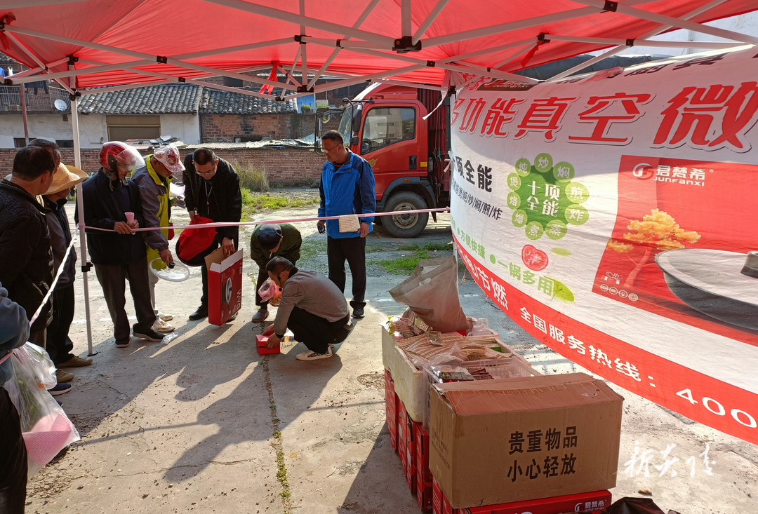 炎陵县市监局开展假冒伪劣产品专项检查