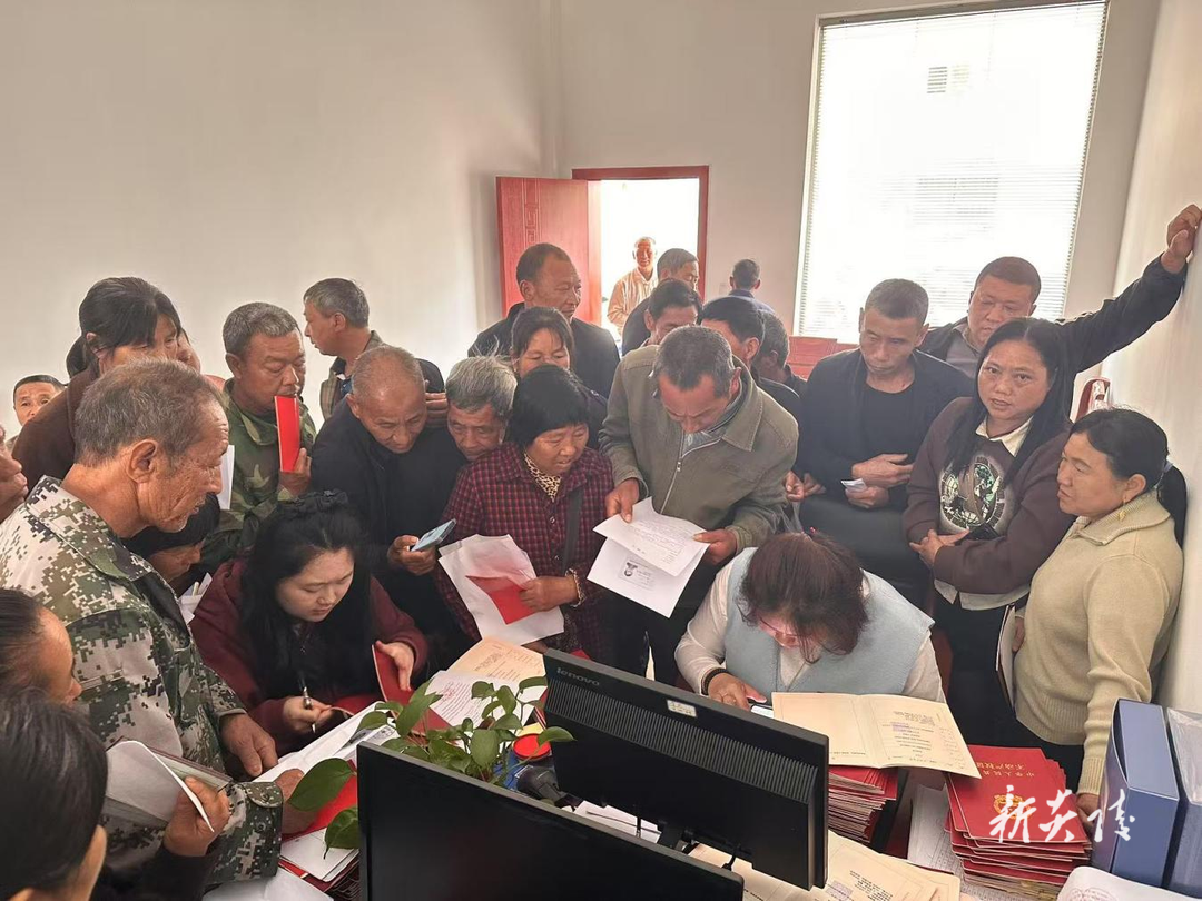 炎陵县沔渡镇：黄土地上的“移动政务厅”