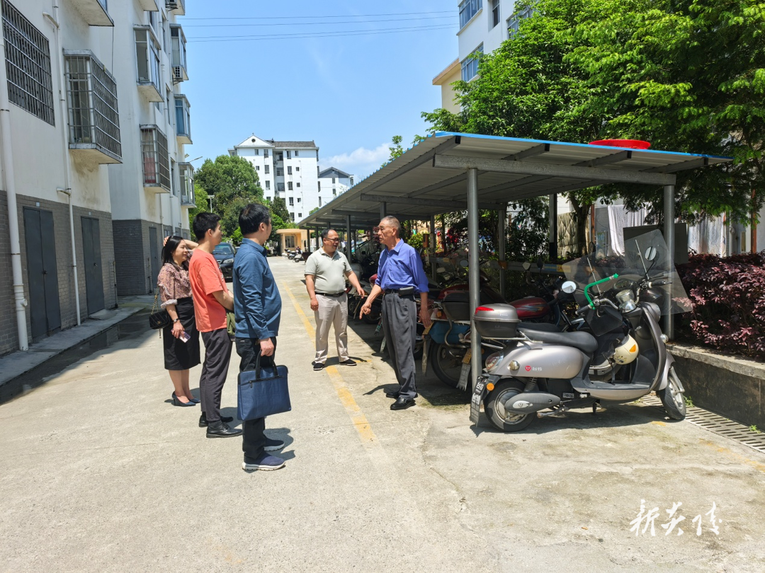 炎陵县住保中心：走家串户宣防并举 全力推进“敲门行动”