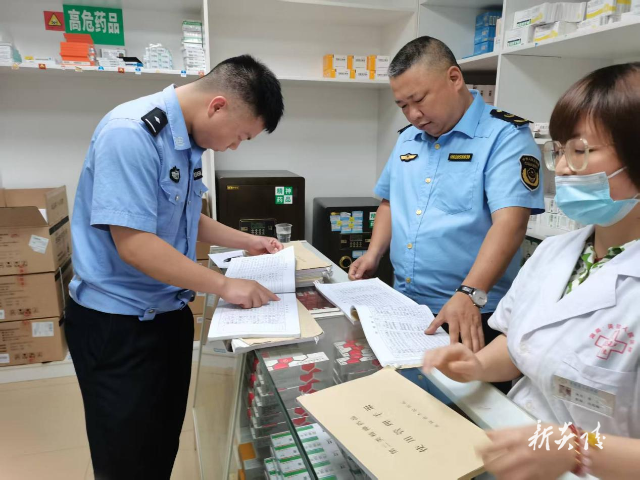 炎陵县市监局联合公安局、卫生健康局开展麻精药品专项监督检查