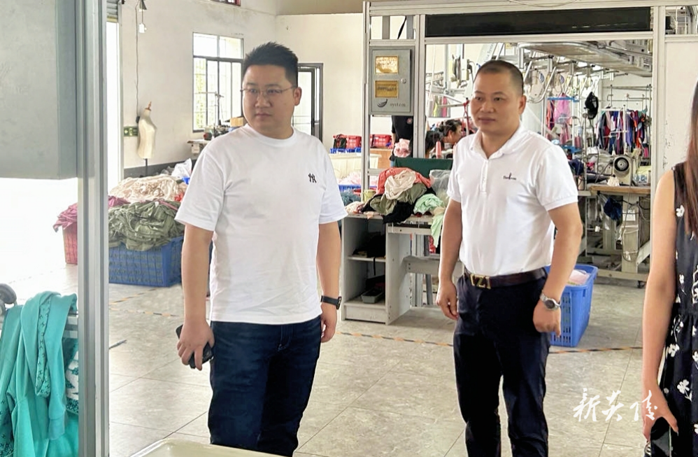 炎陵县鹿原镇：开展“万名干部联万企”活动