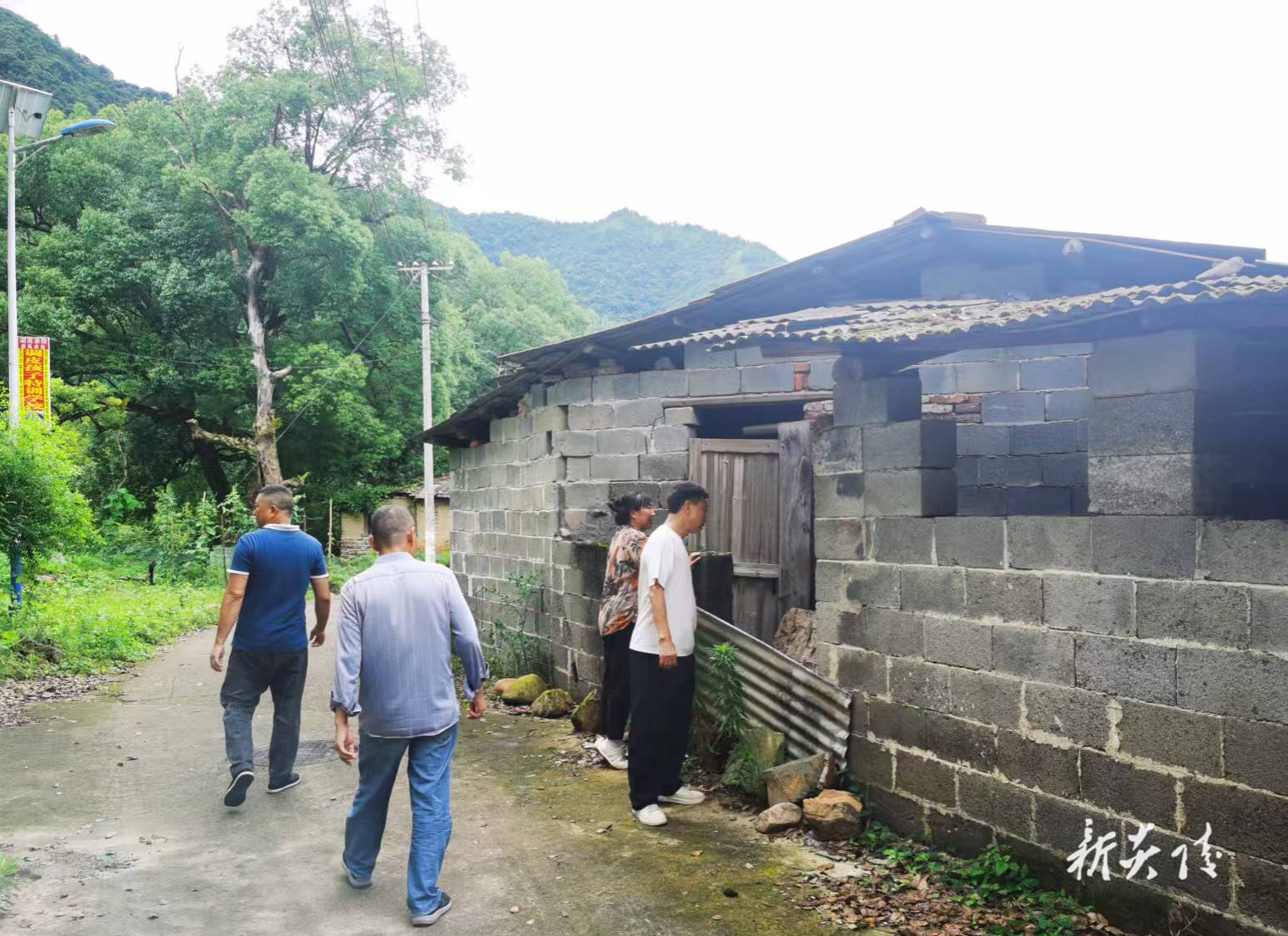 炎陵县霞阳镇开展烟花爆竹打非治违专项行动