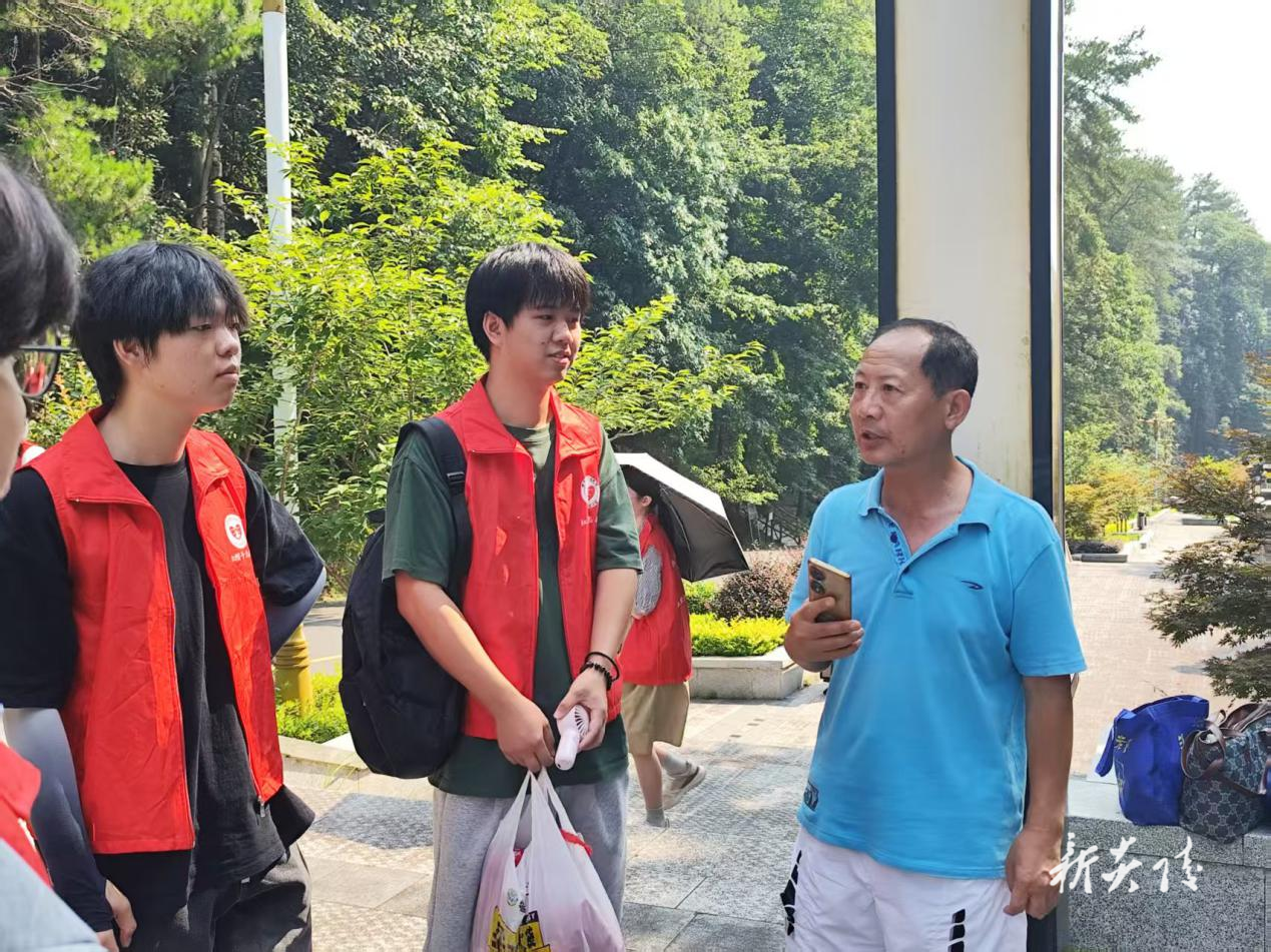 中南林业科技大学“微光行动队”探访炎陵红色印记