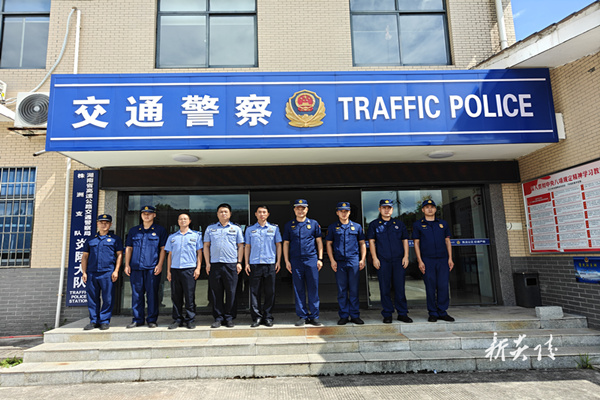 炎陵县消防救援大队与湖南省高速公路交通警察局株洲支队炎陵大队建立“消交协作”联勤联动机制