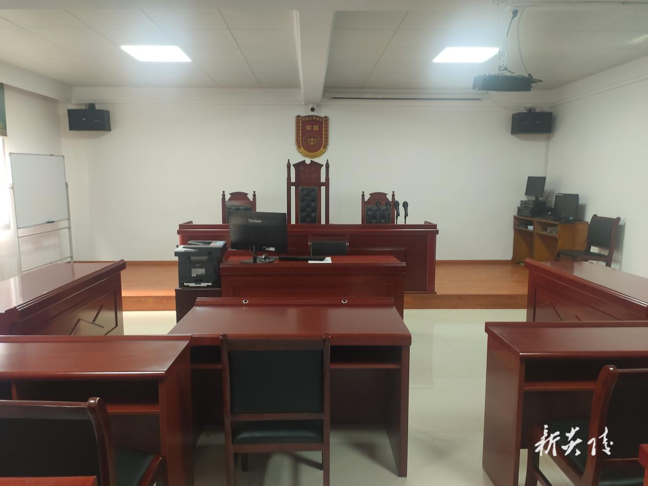 炎陵县劳动人事争议仲裁委员会启用标准化仲裁庭