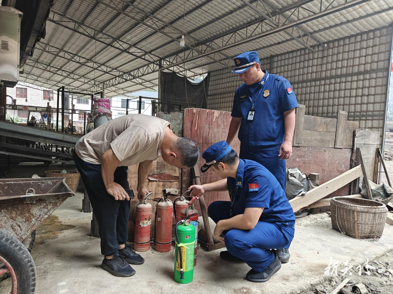 炎陵县消防救援大队全面开展节前消防安全检查