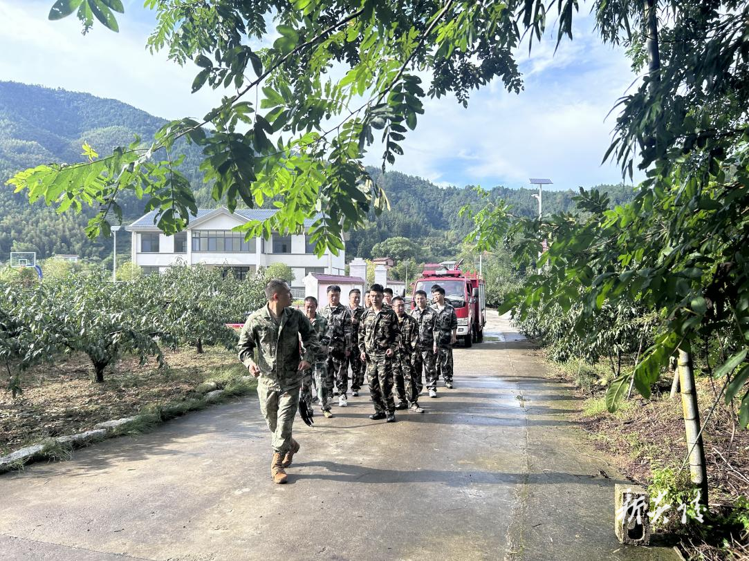 炎陵县十都镇开展防灭火实战演练 全面提升应急处置能力
