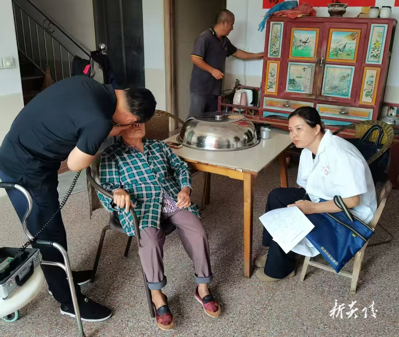 炎陵县十都镇：精准服务残疾人 上门评残暖民心