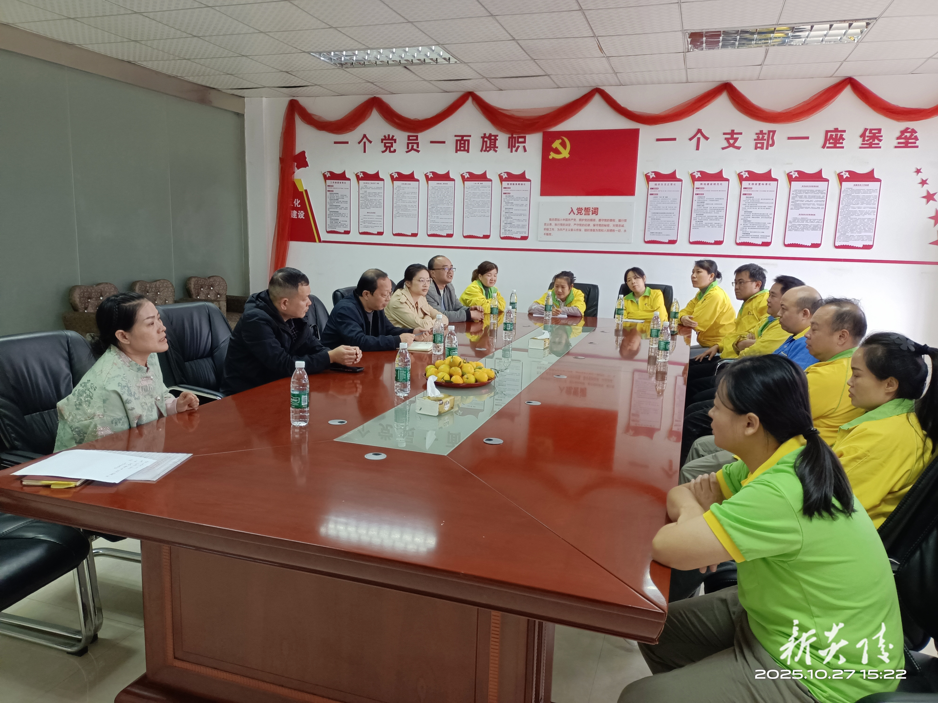 炎陵县社保服务进企业送政策解难题