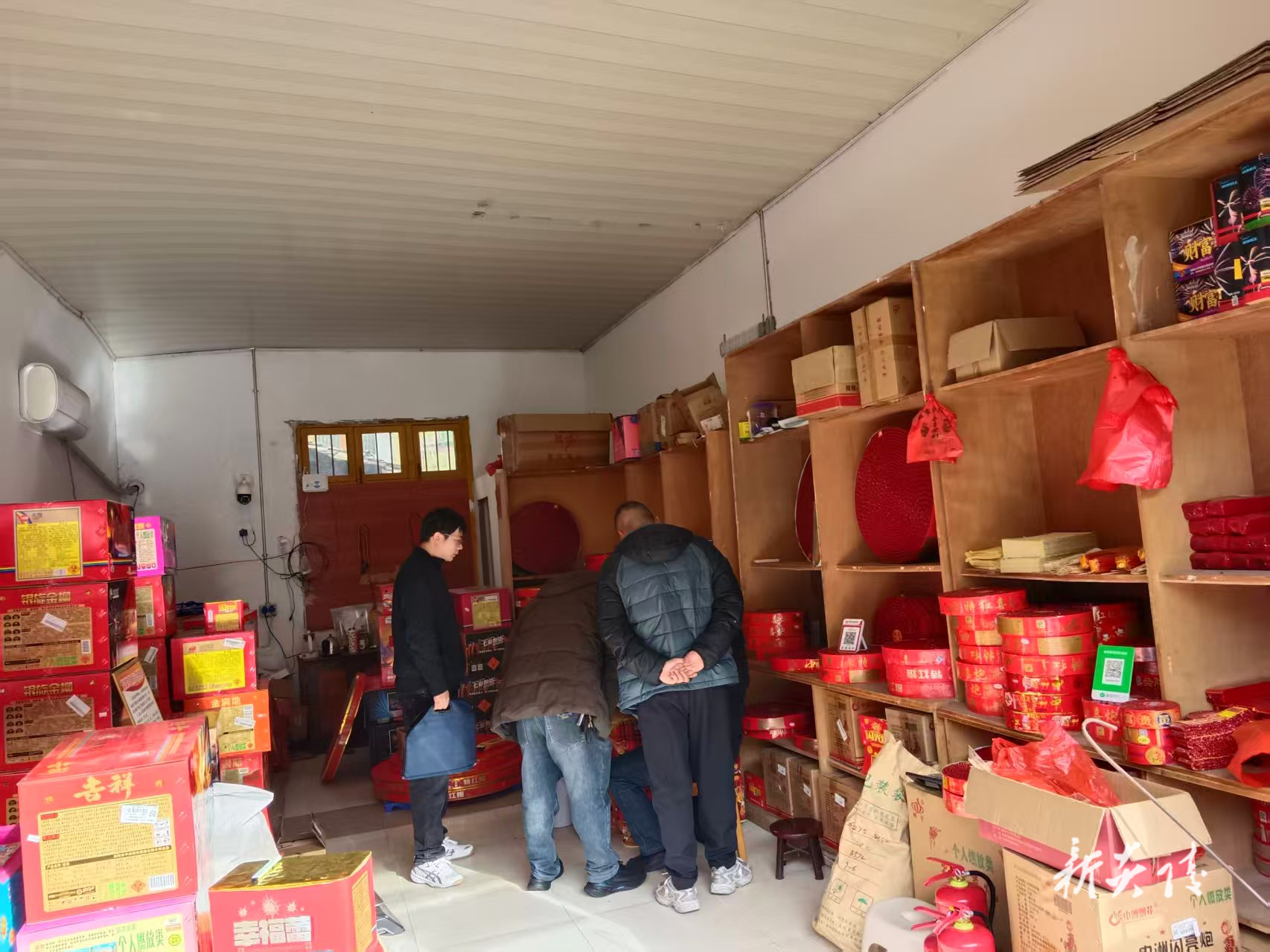 炎陵县霞阳镇：细查严排消风险 履职尽责保民生