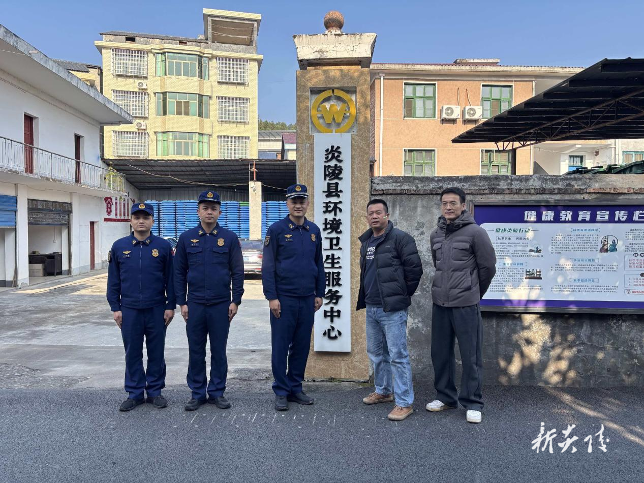 炎陵消防大队创新“环卫+消防”模式 拓宽应急救援供水新途径