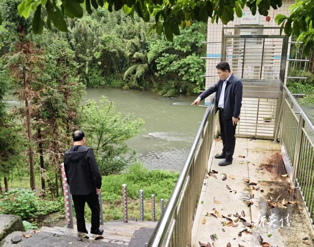 炎陵县沔渡镇：人大代表开展安全生产及防汛抗旱隐患排查监督行动